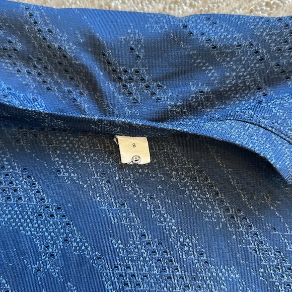 Lululemon Short Sleeve Relaxed Fit Swiftly? - Picture 3 of 5